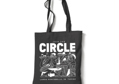 Tote bag